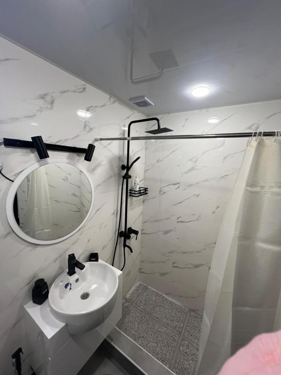 Shota'S Guest House Боржоми Екстериор снимка