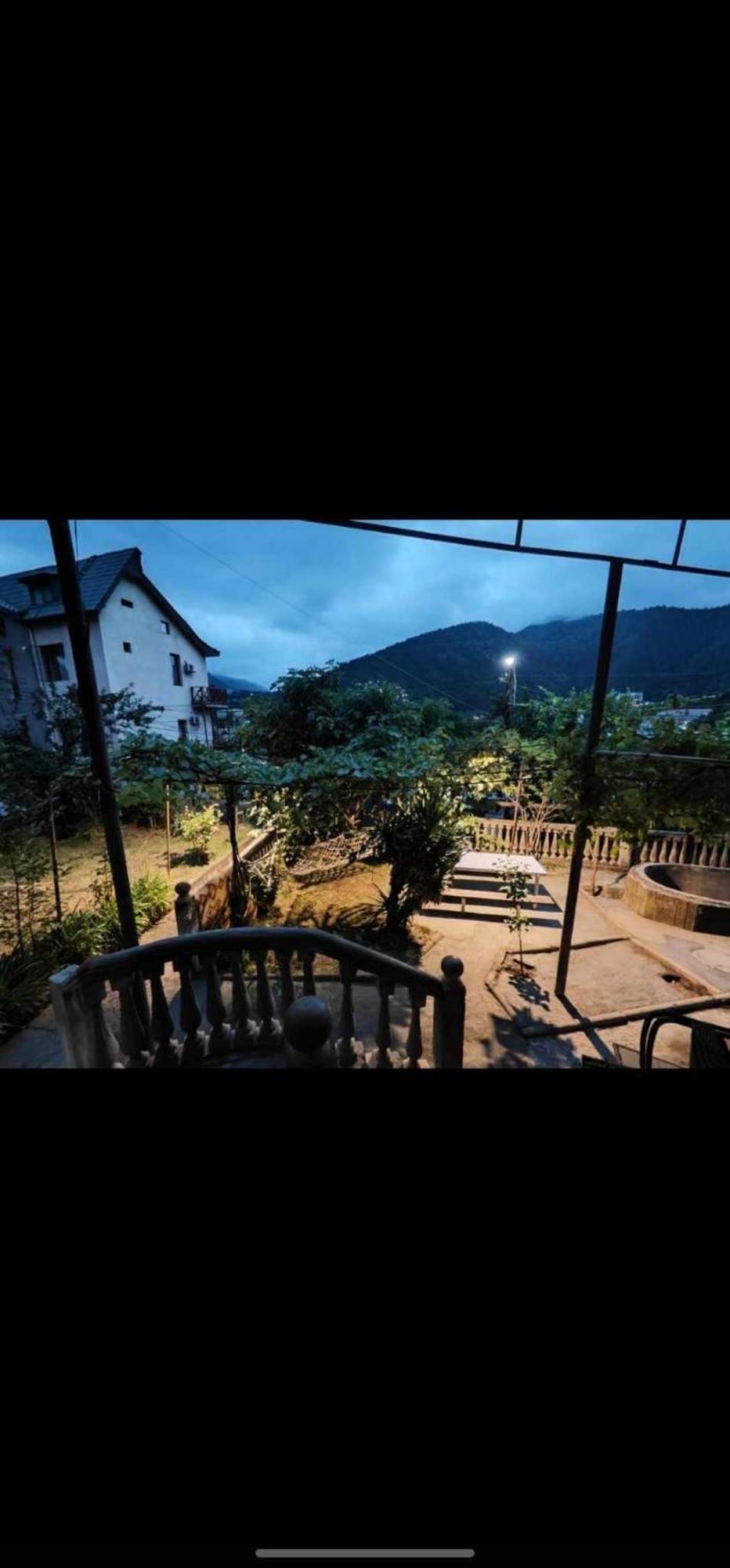 Shota'S Guest House Боржоми Екстериор снимка
